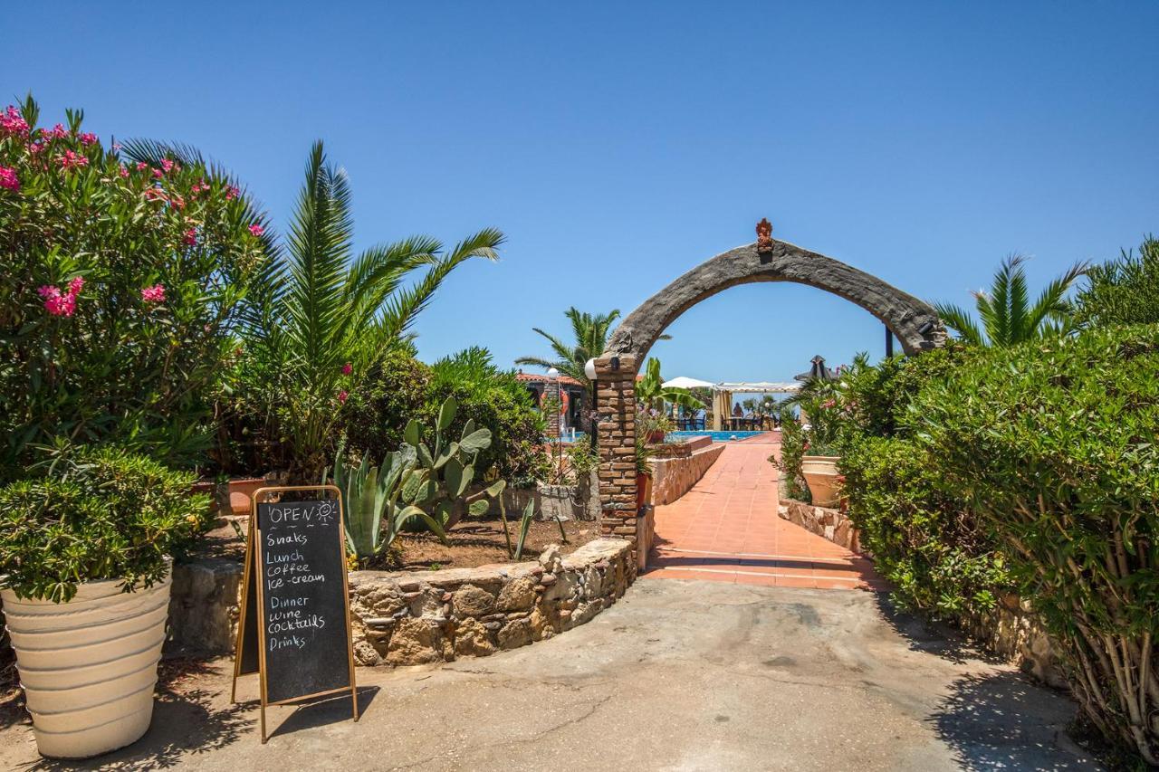 Stavros Villas&Apartments Gerani  Екстер'єр фото