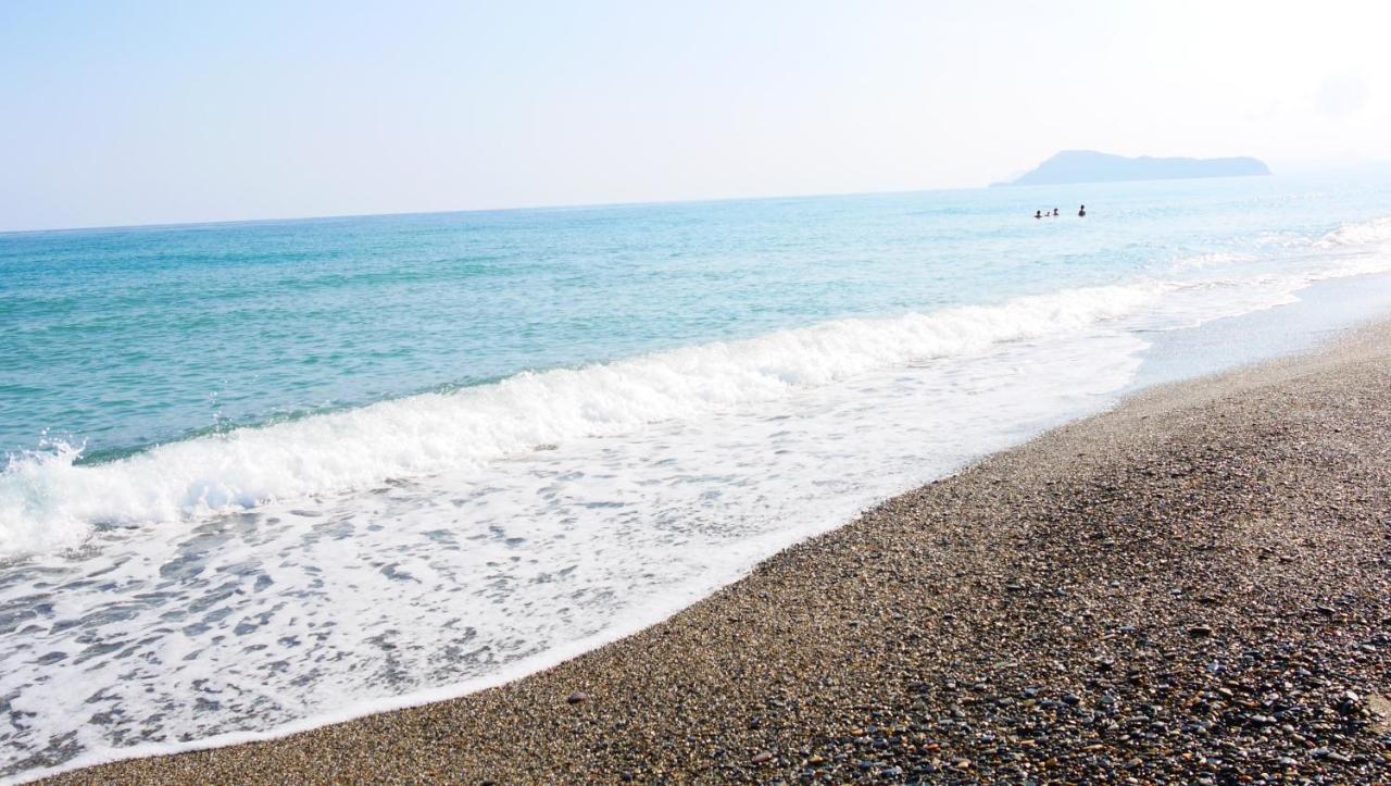Stavros Villas&Apartments Gerani  Екстер'єр фото